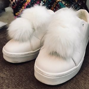Sam Edelman Leya Faux Fur PomPom Sneakers